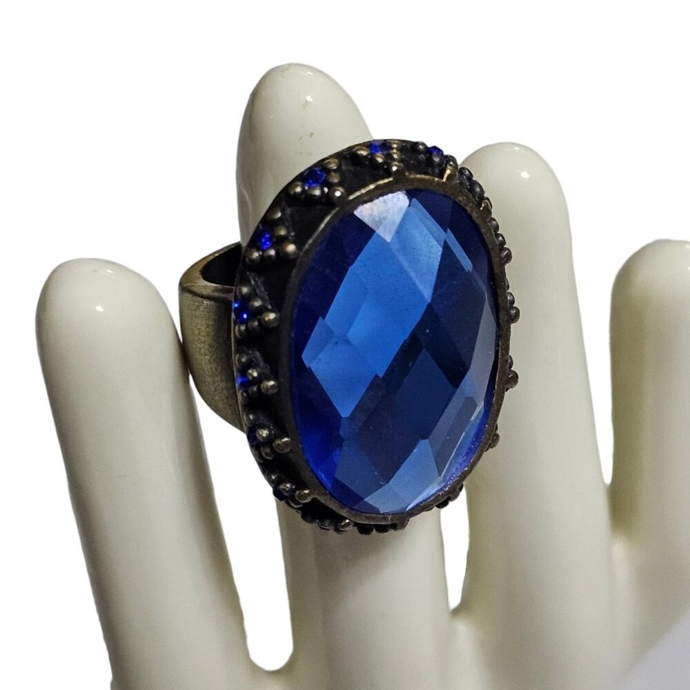 VTG Statement Ring Faceted Blue Art Glass Gemstone Bronze Size 5.5 Cocktail Deco